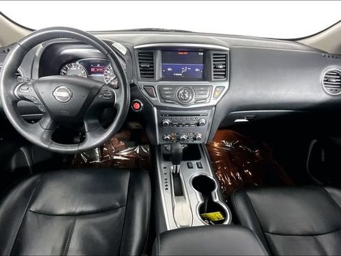 Used 2017 Nissan Pathfinder SL FWD image 17
