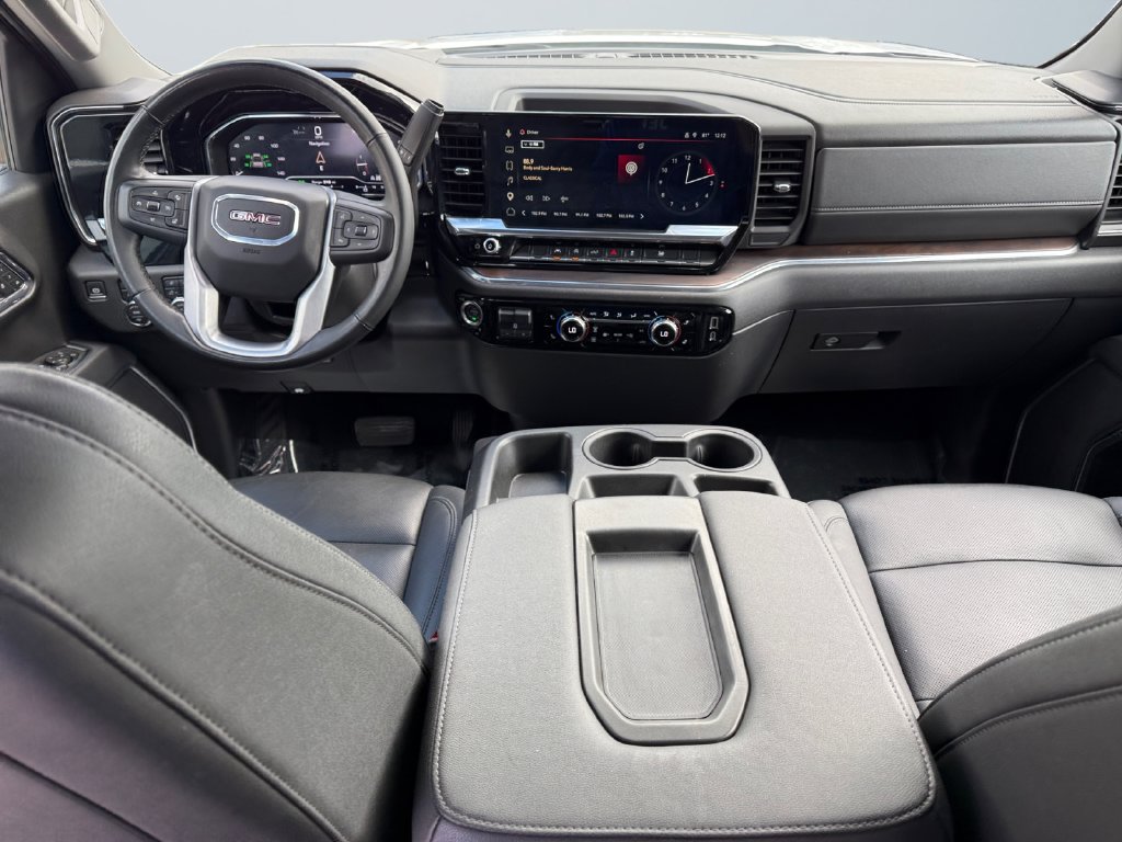 Used 2025 GMC Sierra 1500 SLT AWD/4WD image 10