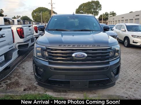 Used 2019 Ford Expedition Limited w/ Equipment Group 303A image 2