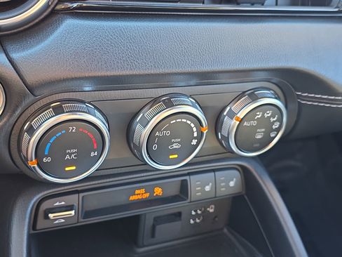 Used 2021 MAZDA MX-5 Miata RF Grand Touring image 20