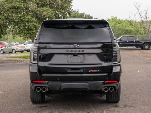 Used 2025 Chevrolet Tahoe RST w/ Advanced Technology Package AWD/4WD image 4