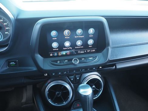 Used 2023 Chevrolet Camaro LT w/ Technology Package image 24