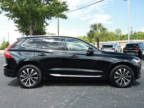Used 2023 Volvo XC60 B5 Plus FWD image 4