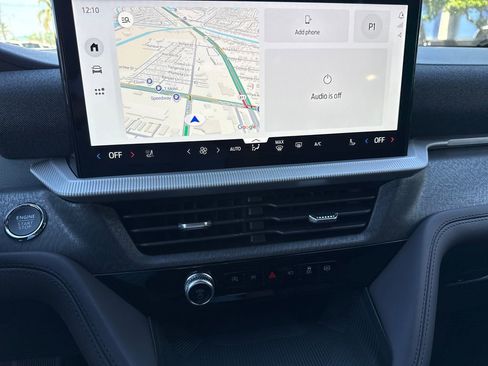 New 2026 Ford Explorer Platinum image 9