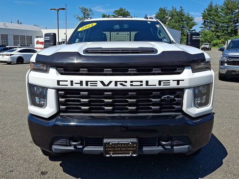 Certified 2021 Chevrolet Silverado 2500 Custom w/ Custom Value Package AWD/4WD image 2