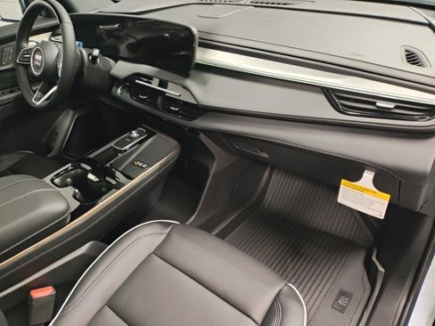 New 2026 Buick Enclave Avenir w/ Super Cruise Package image 8