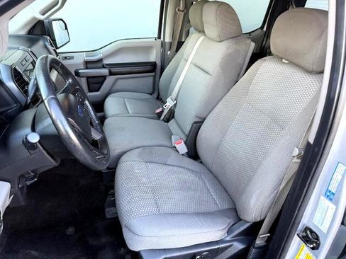 Used 2017 Ford F150 XLT w/ Equipment Group 302A Luxury image 11