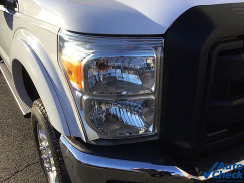 Used 2016 Ford F250 XL w/ Power Equipment Group image 22