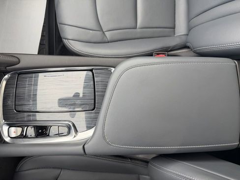 Used 2023 Buick Enclave Essence w/ Experience Buick Package image 37