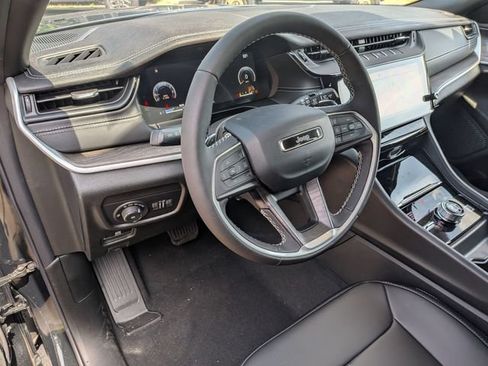 New 2026 Jeep Grand Cherokee Limited AWD/4WD image 11