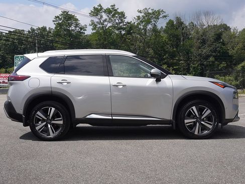 Used 2023 Nissan Rogue Platinum w/ Platinum Premium Package AWD/4WD image 21