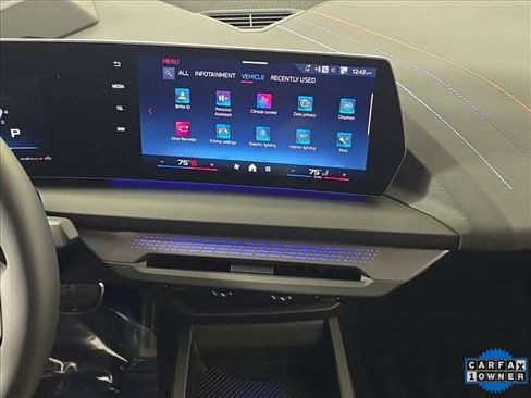 Used 2025 BMW M235i xDrive image 18