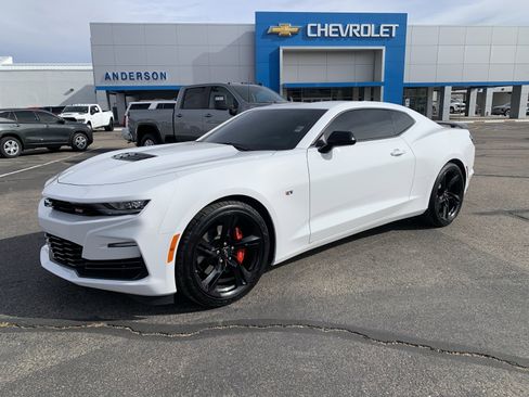 Certified 2020 Chevrolet Camaro SS image 1