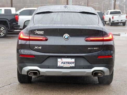 Used 2022 BMW X4 xDrive30i w/ Parking Assistance Package image 4