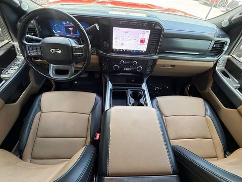 Used 2024 Ford F350 Lariat w/ Lariat Ultimate Package AWD/4WD image 29