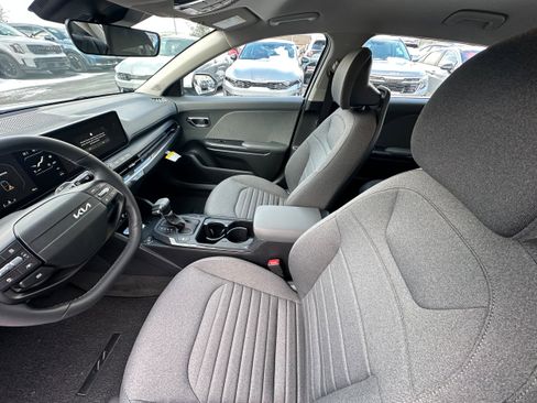 New 2025 Kia K4 EX image 25