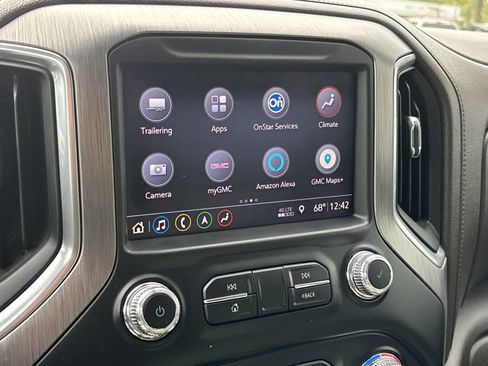 Used 2019 GMC Sierra 1500 Denali w/ Technology Package AWD/4WD image 21