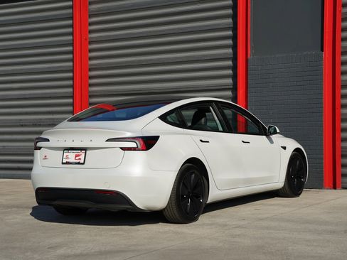 Used 2024 Tesla Model 3 Long Range image 7