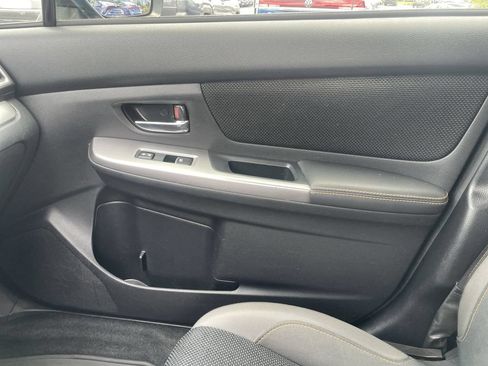 Used 2016 Subaru Crosstrek 2.0i Premium AWD/4WD image 20