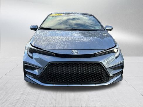 Used 2024 Toyota Corolla SE image 2