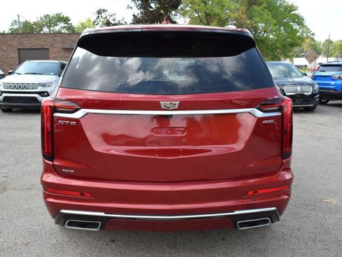 Used 2020 Cadillac XT6 Premium Luxury w/ Platinum Package AWD/4WD image 7
