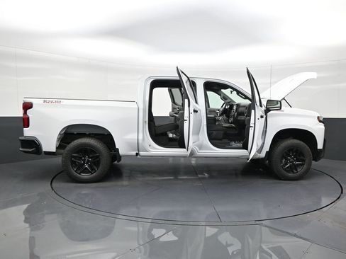 Used 2022 Chevrolet Silverado 1500 LT Trail Boss w/ Safety Package AWD/4WD image 30