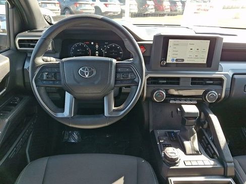 Used 2024 Toyota Tacoma TRD Off-Road AWD/4WD image 11