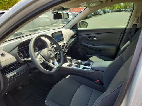 Used 2023 Nissan Sentra SV FWD image 14