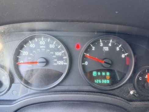 Used 2013 Jeep Patriot Latitude AWD/4WD image 15