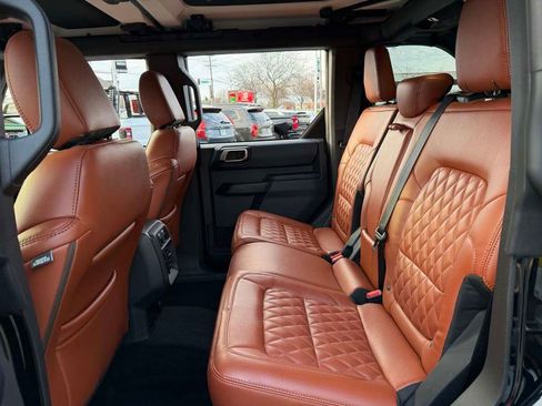 Used 2025 Ford Bronco Heritage Edition AWD/4WD image 19