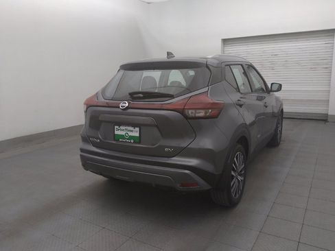 Used 2021 Nissan Kicks SV FWD image 7