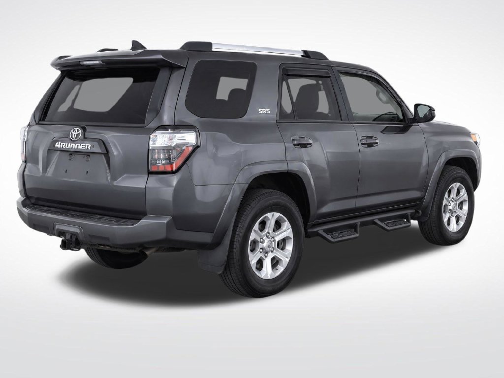 Used 2022 Toyota 4Runner SR5 Premium w/ Moonroof Package RWD image 3