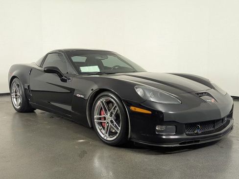 Used 2008 Chevrolet Corvette Z06 w/ Preferred Equipment Group image 2
