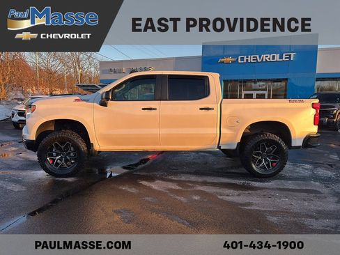 Used 2022 Chevrolet Silverado 1500 LT Trail Boss w/ LT Trail Boss Premium Package image 4