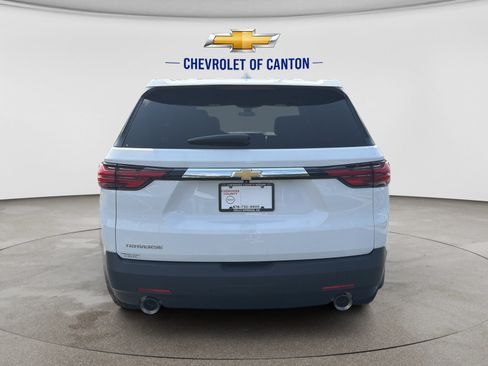 Used 2023 Chevrolet Traverse LS FWD image 6