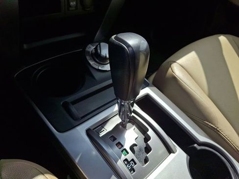 Used 2016 Toyota 4Runner SR5 Premium image 18