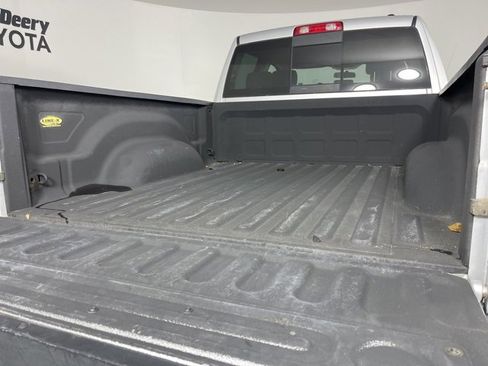Used 2010 Dodge Ram 1500 Truck SLT image 17