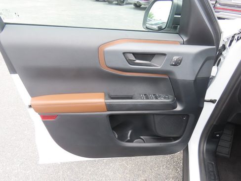 Used 2024 Ford Bronco Sport Outer Banks AWD/4WD image 24