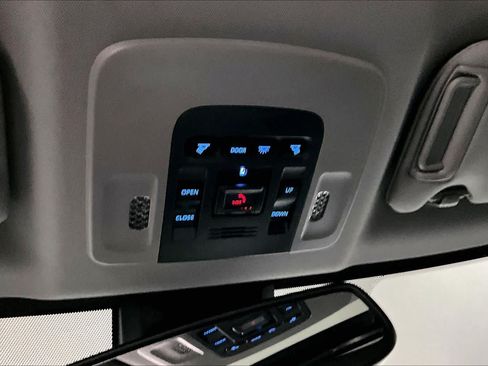 Used 2023 Toyota Camry SE w/ Audio Upgrade Package FWD image 31