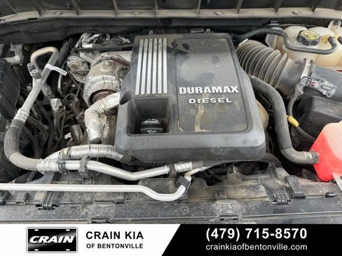Used 2022 Chevrolet Silverado 1500 LTZ AWD/4WD image 32