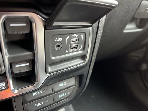 New 2026 Jeep Gladiator Mojave AWD/4WD image 41
