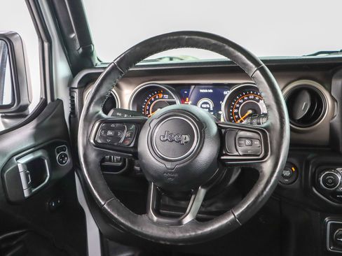 Used 2018 Jeep Wrangler Unlimited Sport S image 13