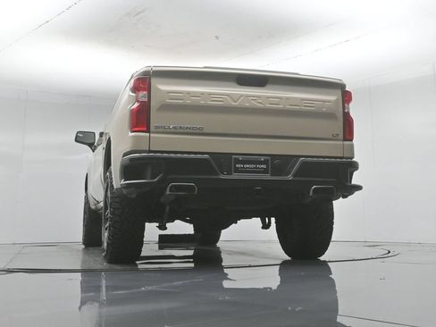 Used 2022 Chevrolet Silverado 1500 LT Trail Boss w/ Convenience Package II AWD/4WD image 52