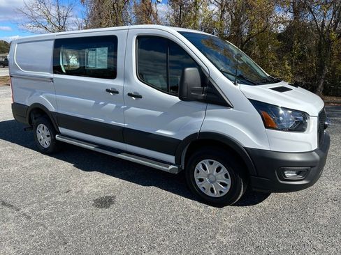 Used 2024 Ford Transit 250 Low Roof w/ Exterior Upgrade Package image 9