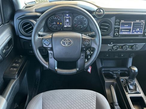 Used 2022 Toyota Tacoma SR w/ SR Convenience Package image 17