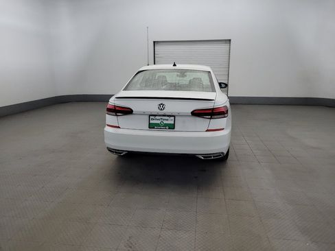 Used 2020 Volkswagen Passat 2.0T R-Line FWD image 7