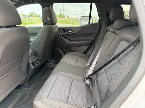 New 2026 Chevrolet Equinox LT FWD image 12