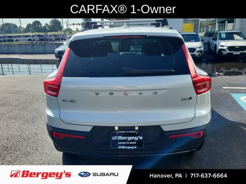 Used 2024 Volvo XC40 B5 Ultimate w/ Protection Package Premier AWD/4WD image 3