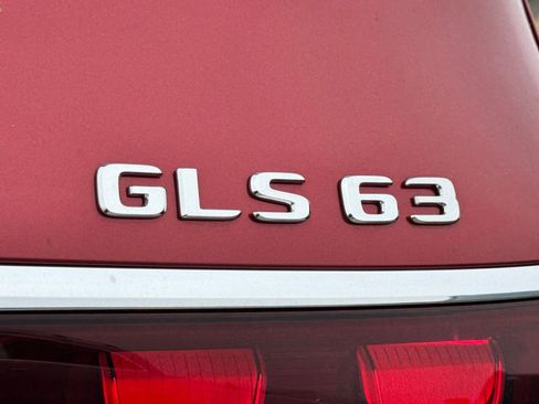 New 2025 Mercedes-Benz GLS 63 AMG 4MATIC image 15
