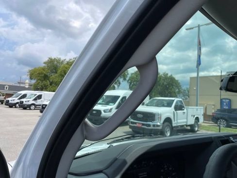 New 2027 Ford E-350 and Econoline 350 Super Duty w/ Power Equipment Group RWD image 20